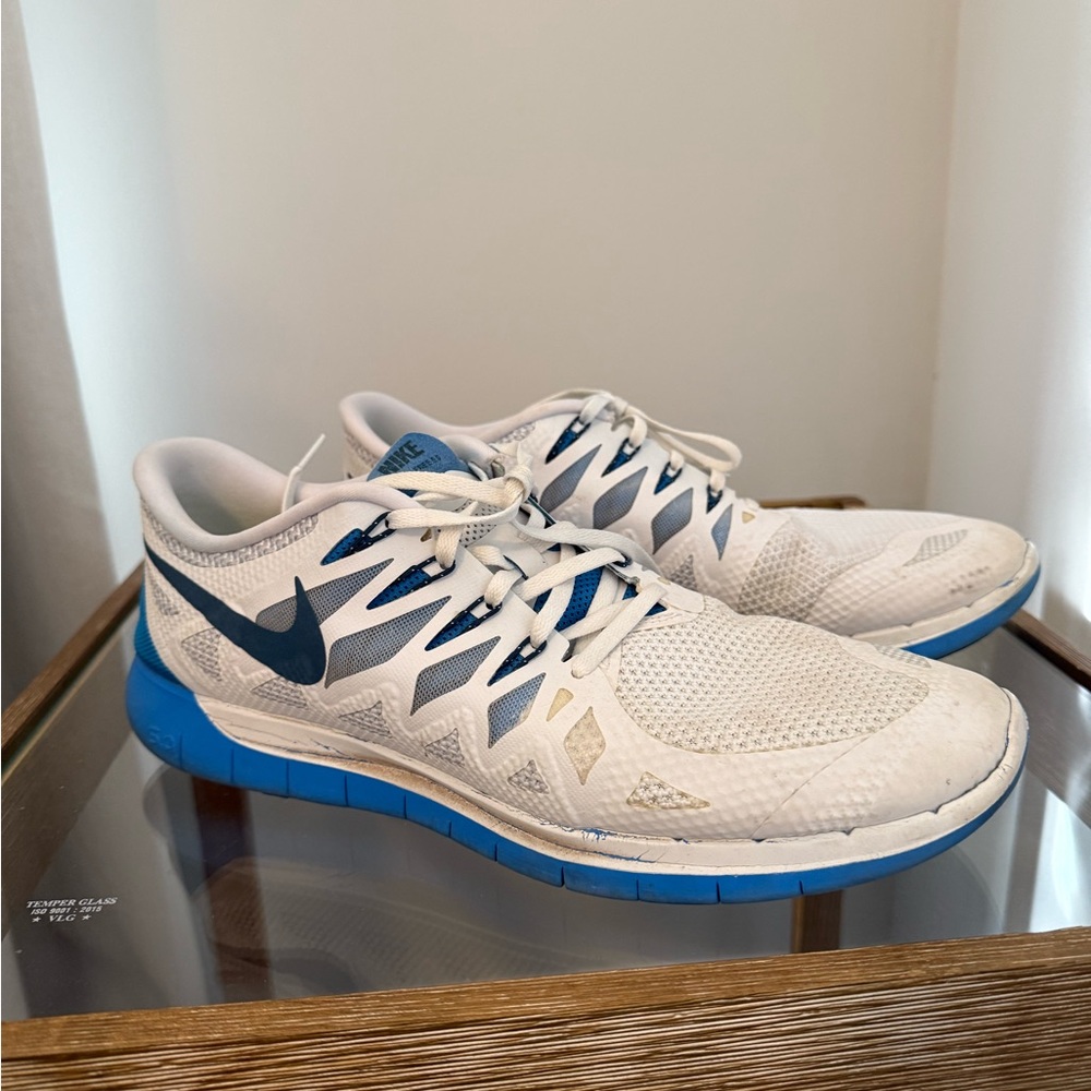Men’s Nike Free shoes